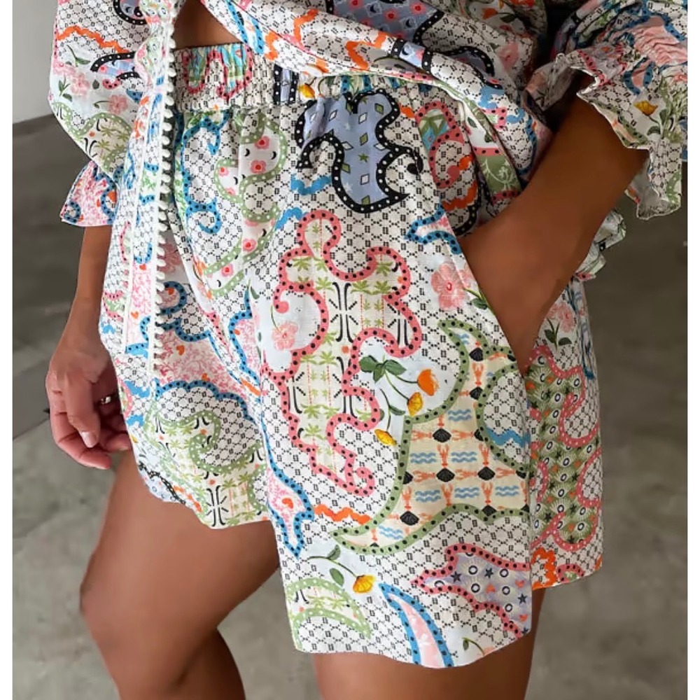 Never Fully‎ Dressed White Magnolia Elissa Shorts US 18 Elastic Waist Pockets